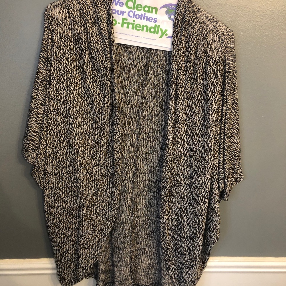 Cocoon sweater. Long for leggings.